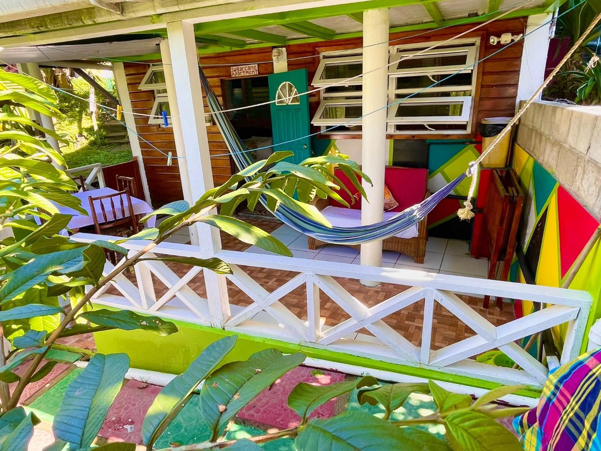 Le Petit Paradis Roseau Buitenkant foto
